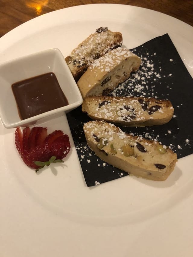 Biscotti.